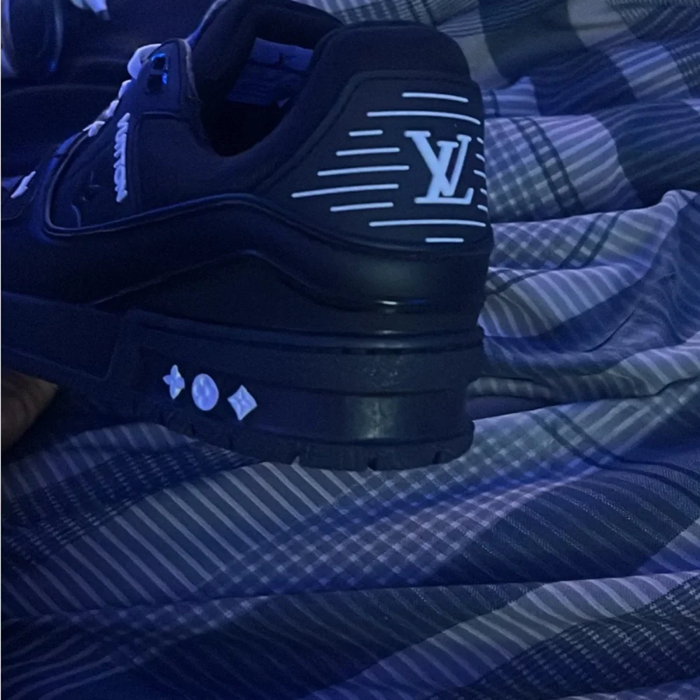 Louis Vuitton Black Sneakers - Picture 3 of 5